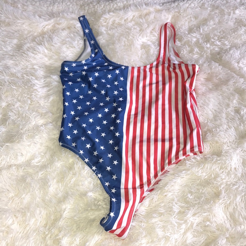 Chubbies One Piece Worn Once. Amazing condition!♥️